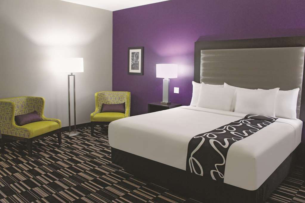 La Quinta By Wyndham Mcallen Convention Center Стая снимка