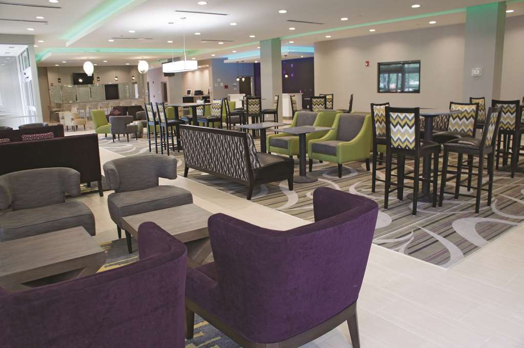 La Quinta By Wyndham Mcallen Convention Center Съоръжения снимка
